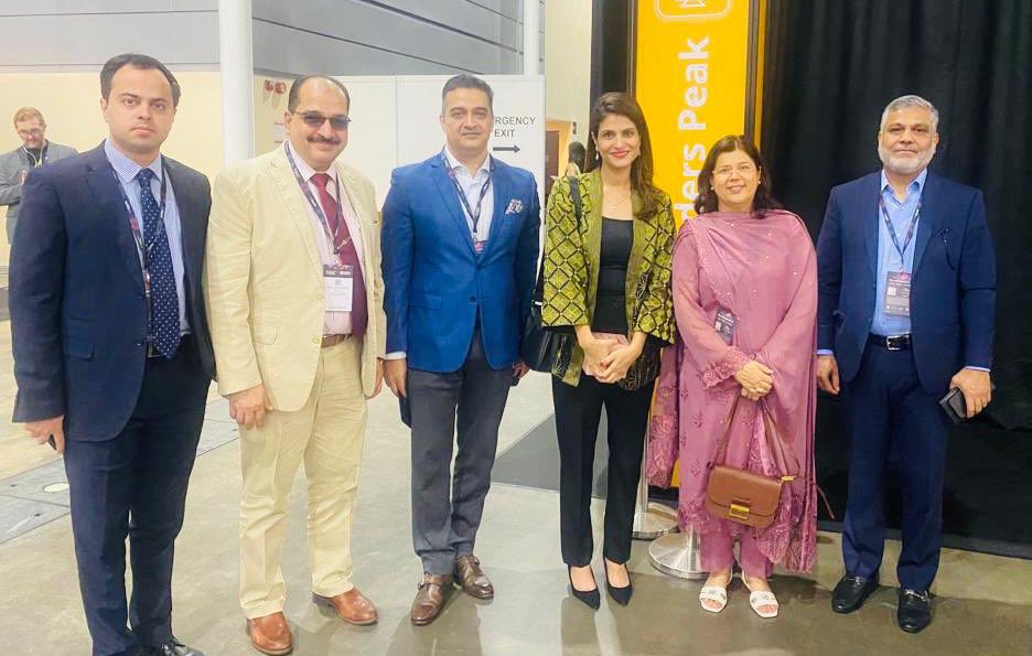 The High Commissioner with Dr Sara Saeed from Sehat Kahani and Deputy Governor SBP at SFF 2023.