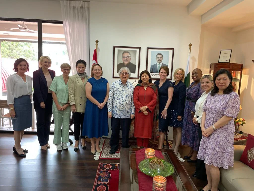 Lunch Gathering: High Commissioner Hosts Women Ambassadors with Prof. Tommy Koh
