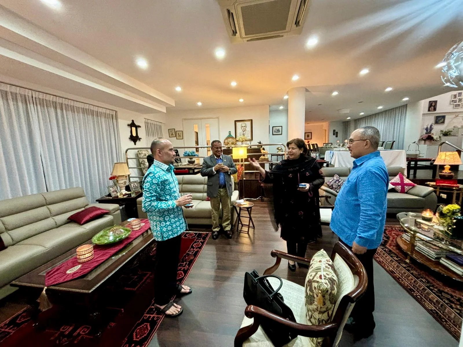 ASEAN Ambassadors Dine at High Commissioner’s Residence